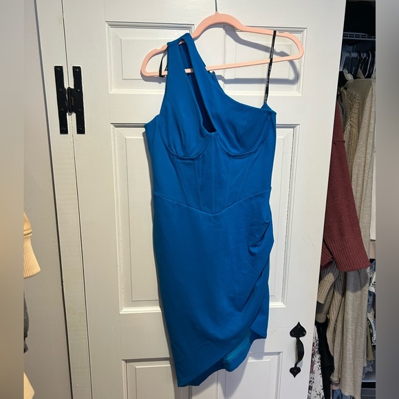 Lavish Alice One-Shoulder Cutout Cocktail Dress - Picture 2 of 3